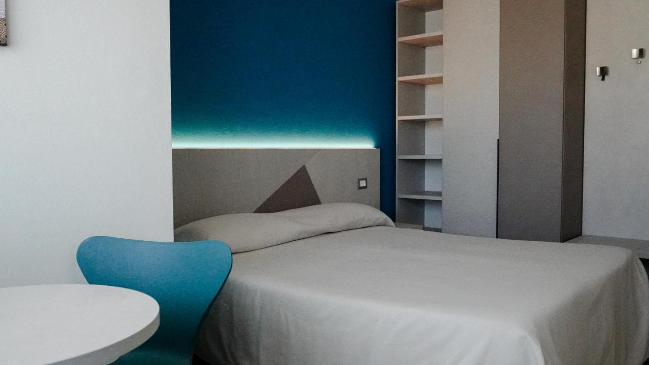 Hotel Kaly Ventimiglia Buitenkant foto